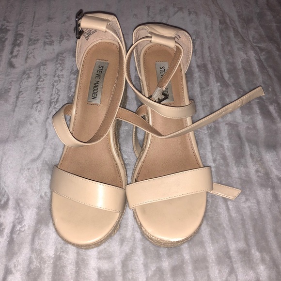 Steve Madden Shoes - Steve Madden wedges